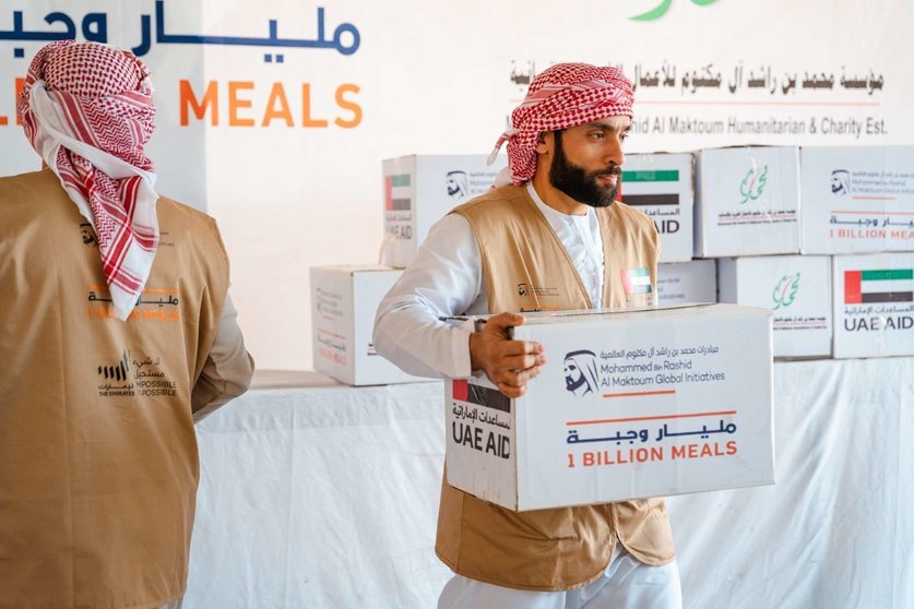 Reparto de alimentos de la campaña '1 billion meals'. (WAM)