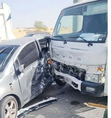 La Policía de Dubai difundió esta imagen de un accidente.