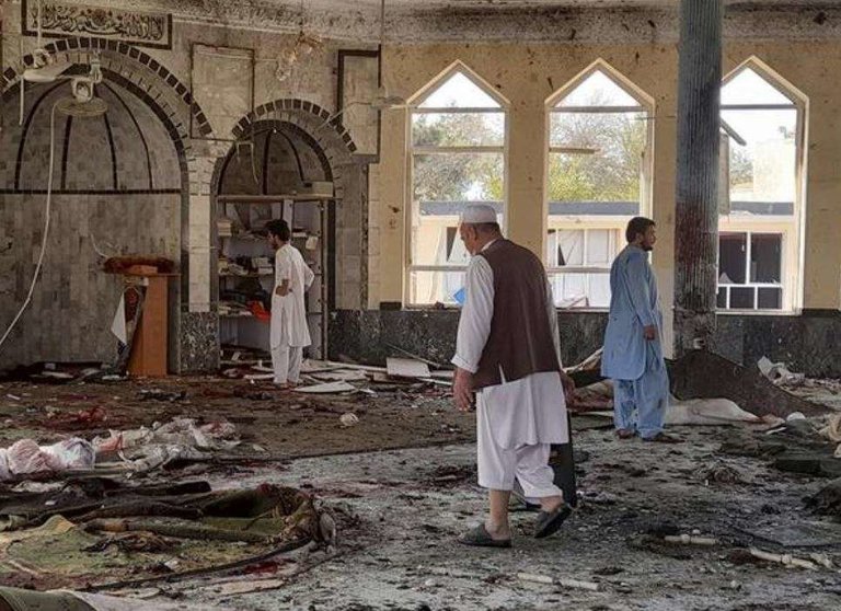 La mezquita en Kabul donde tuvo lugar el atentado. (Twitter)