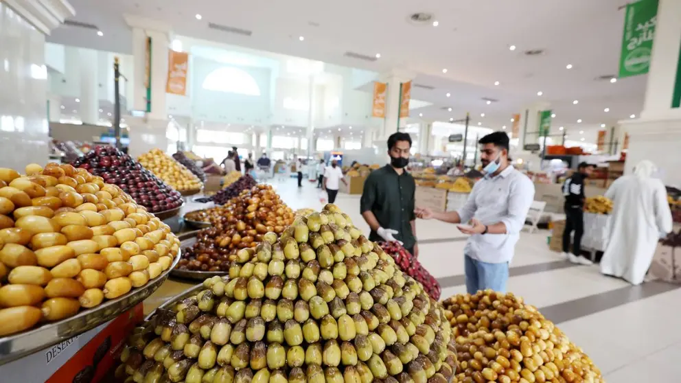 Dátiles en el Souq Al Jubail de Sharjah. (WAM)