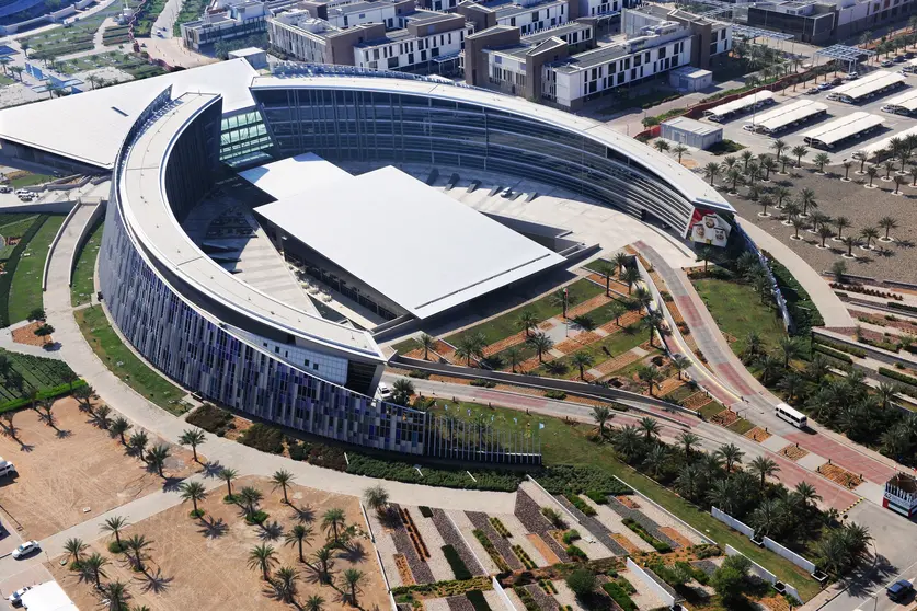 Universidad de Emiratos Árabes Unidos.