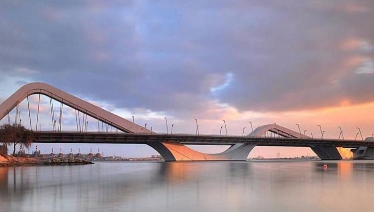 El puente Sheikh Zayed en Abu Dhabi. (Fuente externa)
