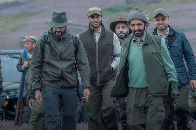 El gobernante y el príncipe heredero de Dubai durante la jornada de caza en Inglaterra. (Instagram)