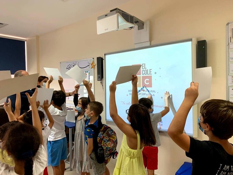 A modo ilustrativo, niños en un colegio en Dubai. (EL CORREO)