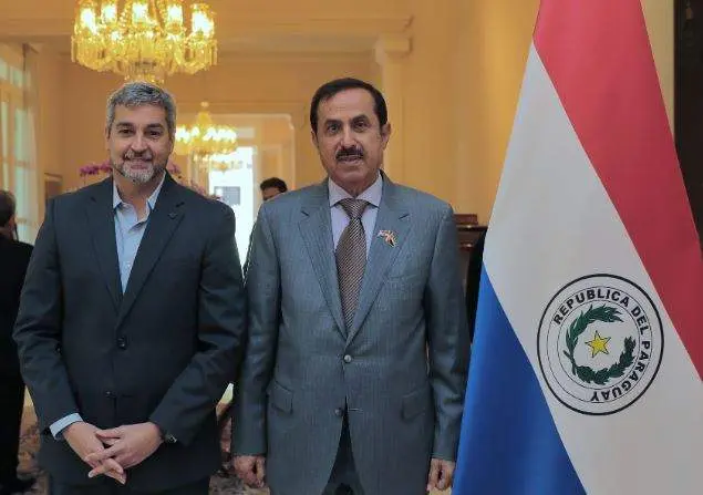 El presidente de Paraguay y el presidente emiratí del FNC. (WAM)