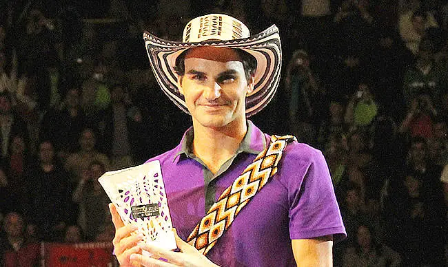 A Federer le queda muy bien el sombrero vueltiao, uno de los símbolos colombianos por excelencia. (Fuente externa)