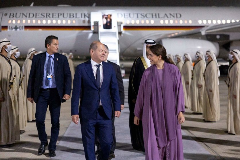 El ministro de Exteriores alemán a su llegada a Abu Dhabi. (WAM)