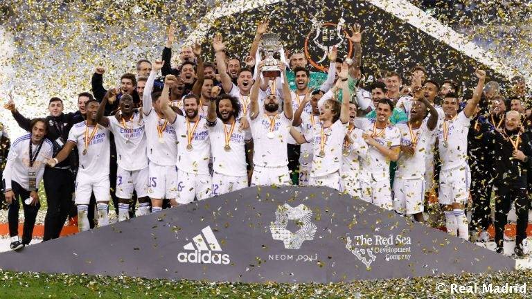 El Real Madrid último campeón de la Supercopa de España celebrada en Ridad. (Twitter)