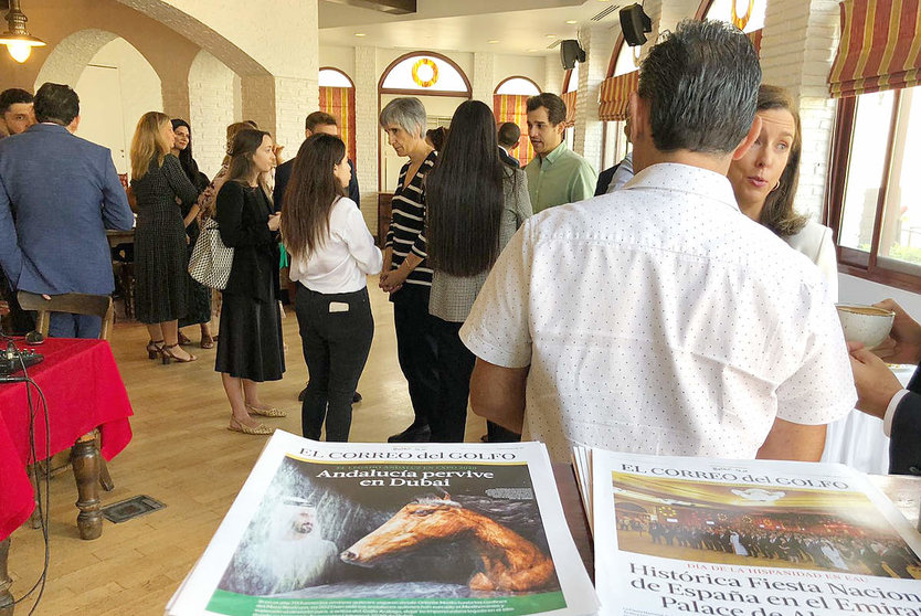 Los impresos de EL CORREO DEL GOLFO también estuvieron presentes en el desayuno de noviembre del SBC. (EL CORREO)