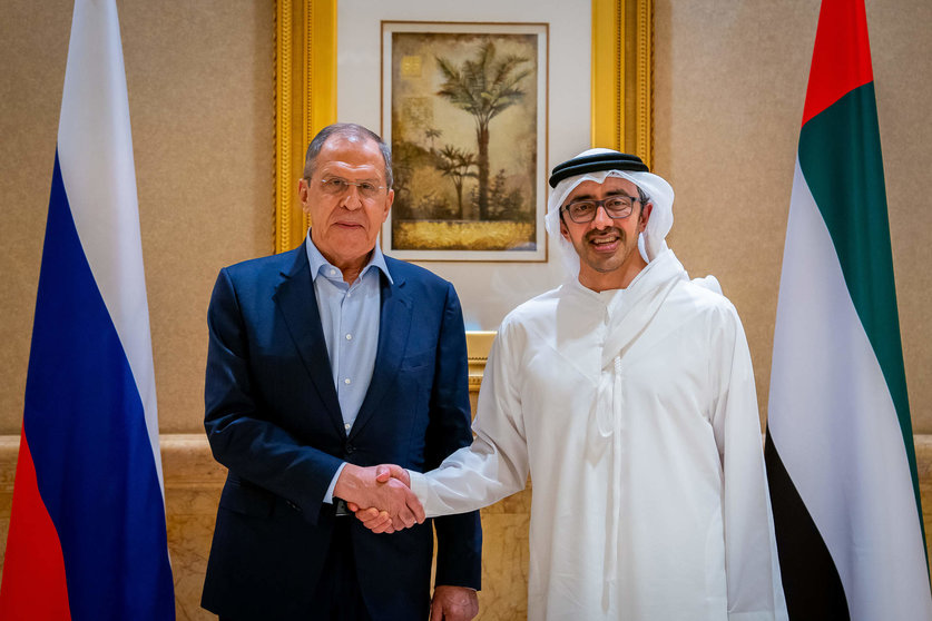 Los ministros de Exteriores ruso y emiratí este jueves en Abu Dhabi. (WAM)
