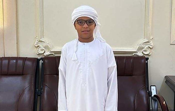 El niño omaní que fue atacado por los perros. (Fuente externa)