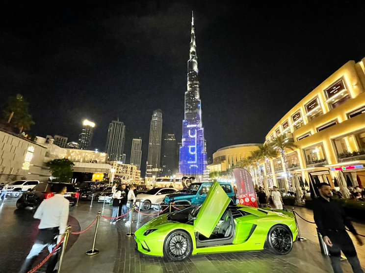 La zona de Downtown de Dubai ha exhibido gran movimiento en la primera quincena de diciembre. (EL CORREO)