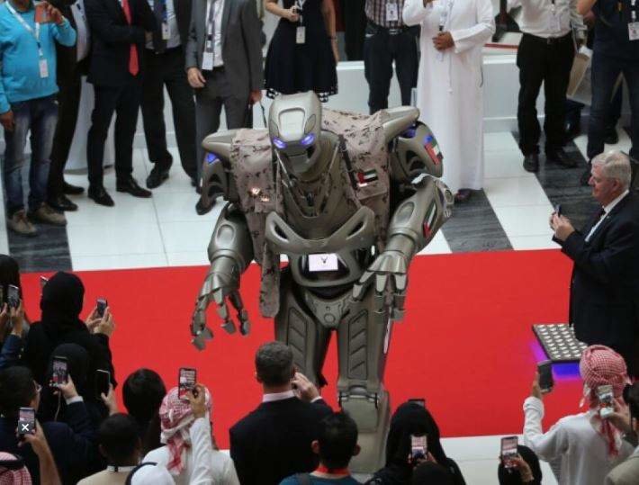 El robot Titan durante su presentación en 2019 en Abu Dhabi. (Fuente externa)