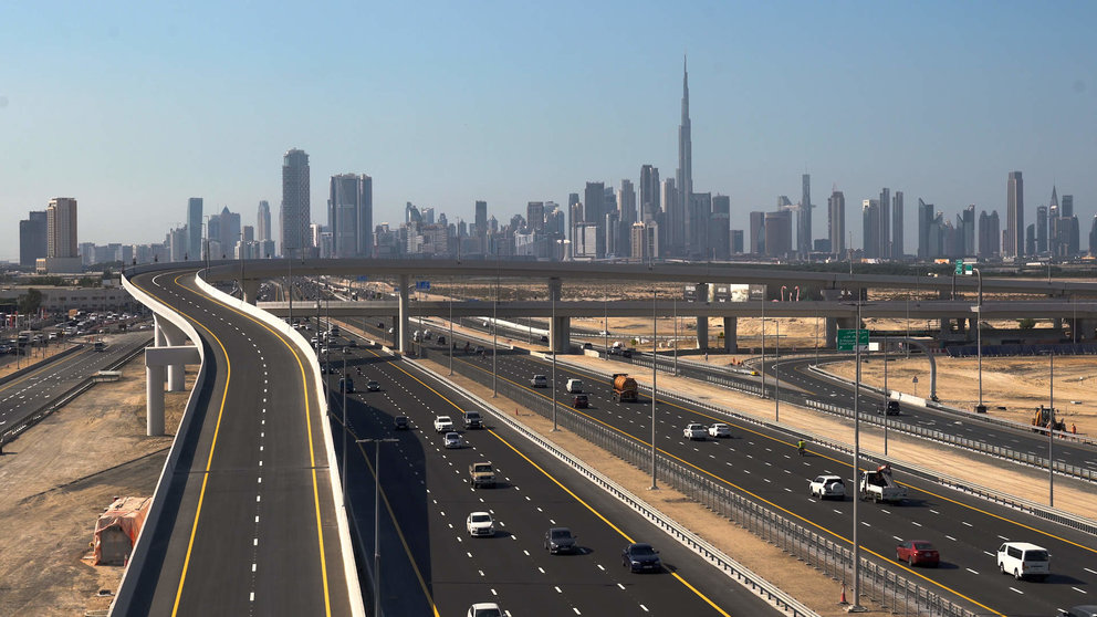 Una autopista en Dubai. (WAM)