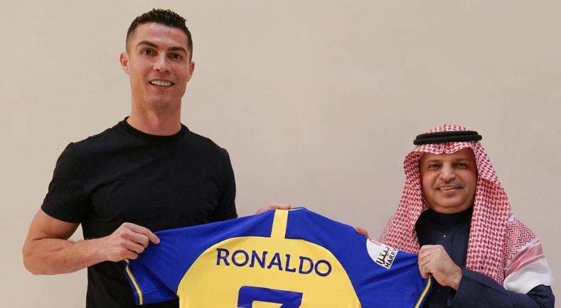 Cristiano Ronaldo junto al presidente saudí del equipo Al Nassar. (Instagram)