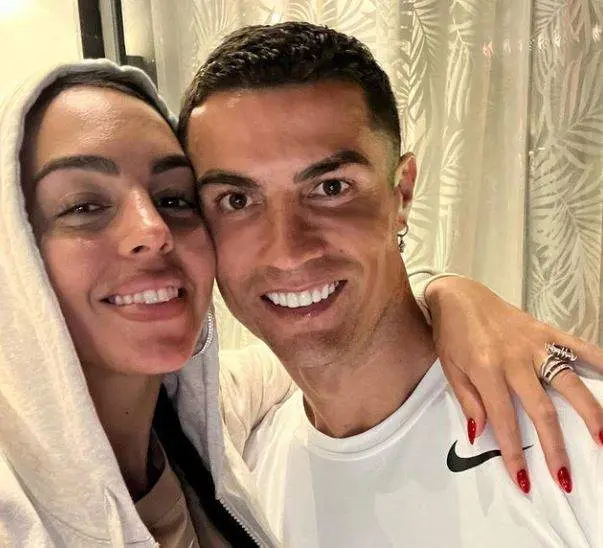 Cristiano y Georgina en una imagen del perfil de Instagram de la modelo.