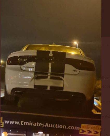 Uno de los coches confiscados. (Dubai Police)