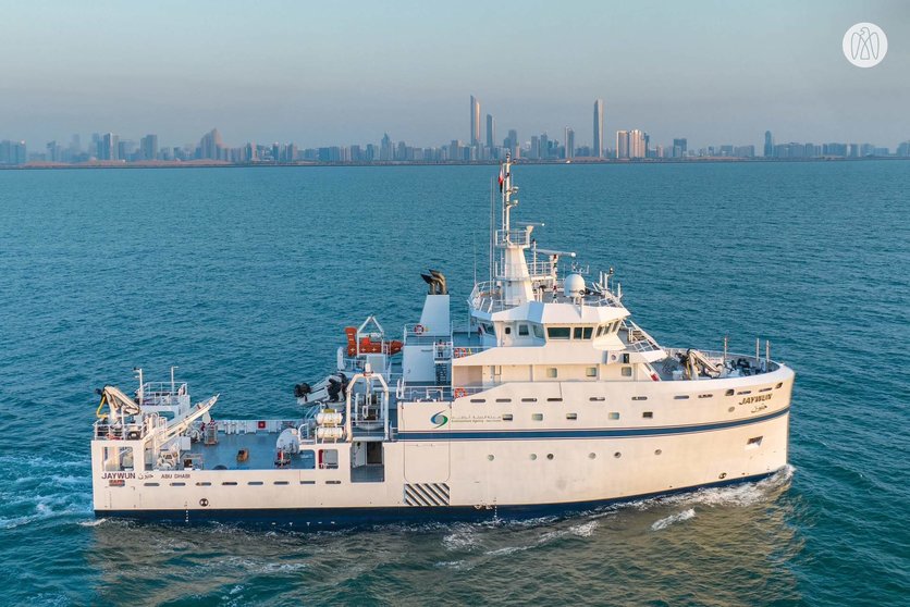 El buque de investigación marina más avanzado de Oriente Medio. (Oficina de prensa de Abu Dhabi)