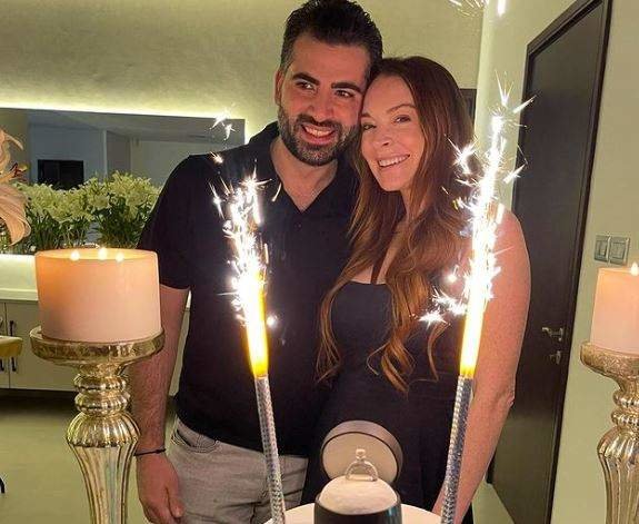 Lindsay Lohan y su marido en una foto de Instagram.