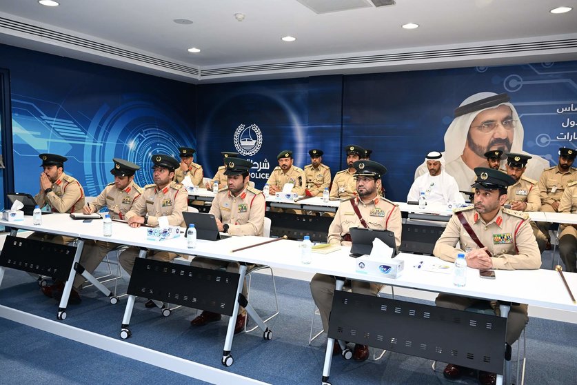 Una imagen de policías de Dubai. (Twitter)