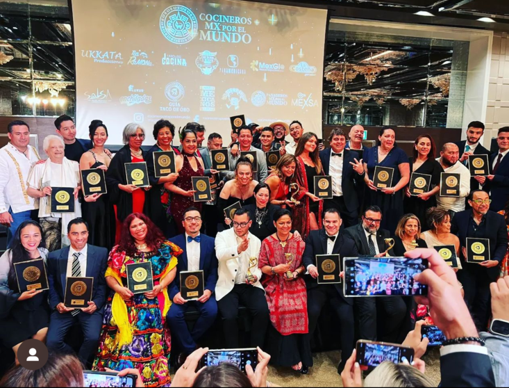 Celebración de la gala de Premios Taco de Oro en Dubai. (Cocineros MX por el mundo)