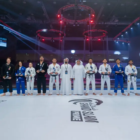 Primer lugar en la categoría profesional para el equipo emiratí, consolidándose como uno de los mejores clubes de jiu-jitsu del mundo.