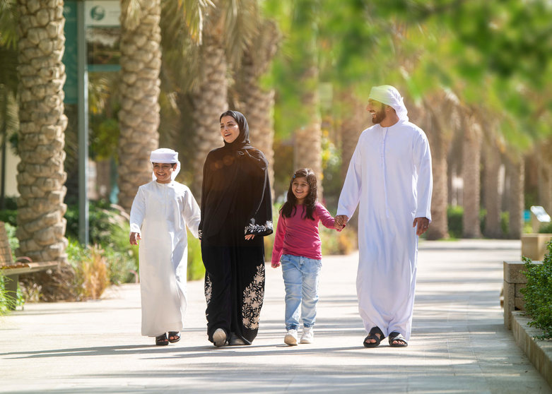 Una familia emiratí a modo ilustrativo. (WAM)