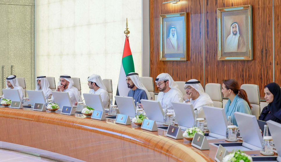 El jeque Mohammed bin Rashid Al Maktoum preside la reunión del Gobierno de Emiratos Árabes Unidos en el Palacio Presidencial de Qasr Al Watan Abu Dhabi. (@DXBMediaOffice)