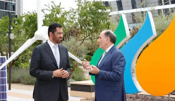 El ministro y presidente de la Cop28 (izquierda) junto a Ignacio Galán. (Iberdrola)