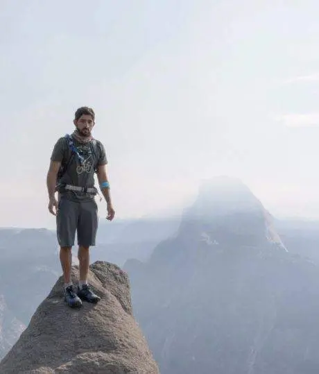 El jeque Hamdan en lo alto del Half Dome. (Instagram)