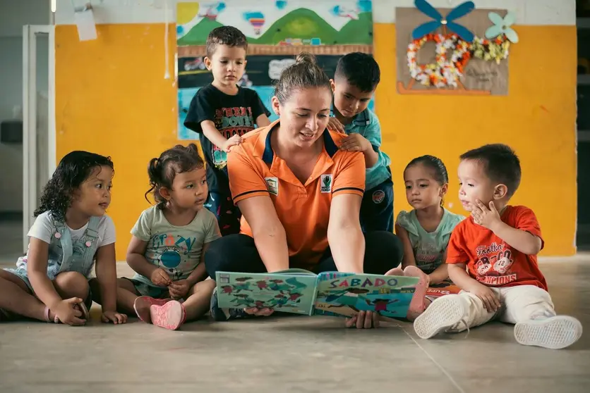 Niños beneficiados del apoyo del fondo de Abu Dhabi. (WAM)