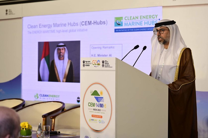 El ministro emiratí de Energía e Industria, Suhail bin Mohammed Al Mazrouei. interviene durante un evento. (WAM)