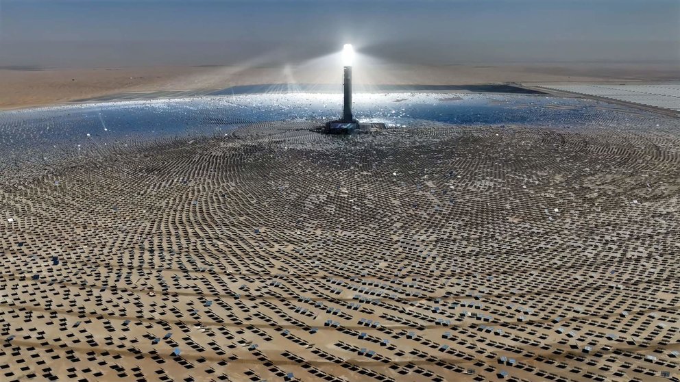 El parque solar concentrado más grande del mundo en Dubai. (Twitter)