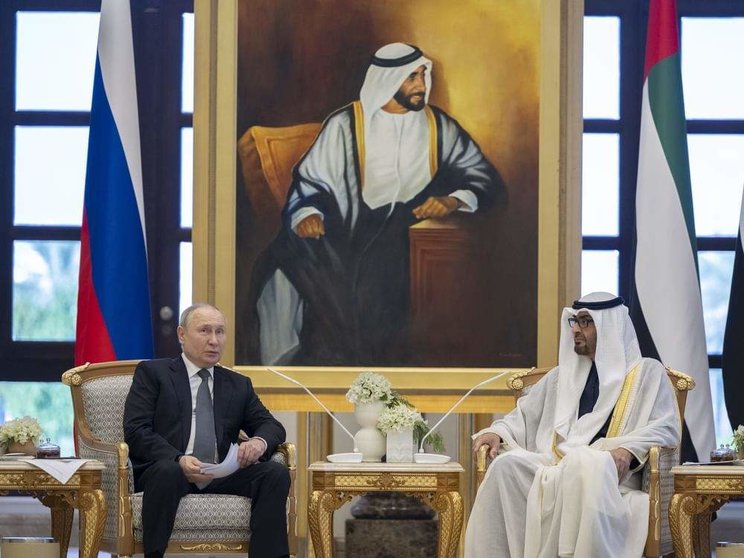 Los presidentes de Emiratos y Rusia en Abu Dhabi. (WAM)