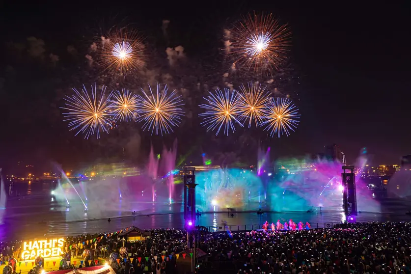 Fuegos artificiales en Dubai. (WAM)