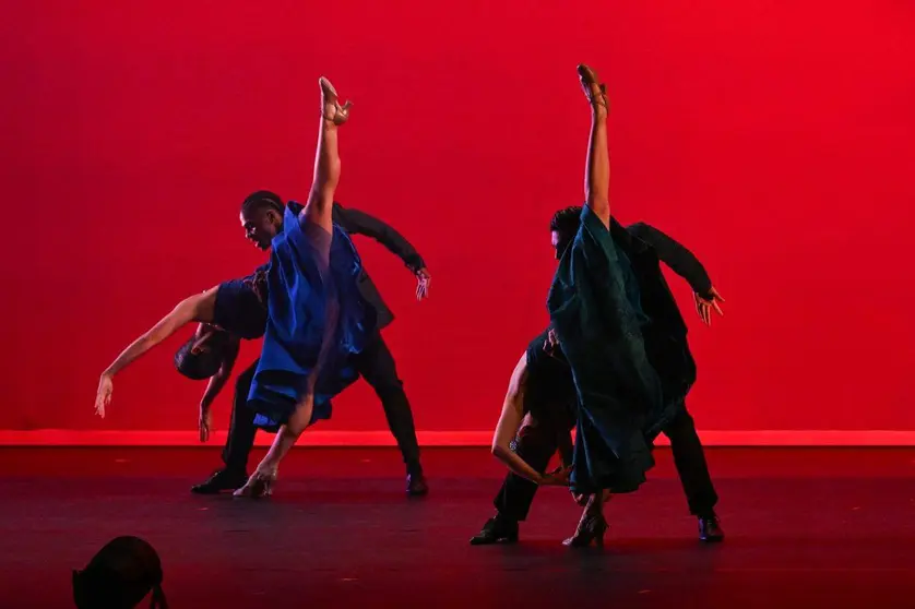 Un momento del debut del Ballet Hispánico de Nueva York en Abu Dhabi. (WAM)