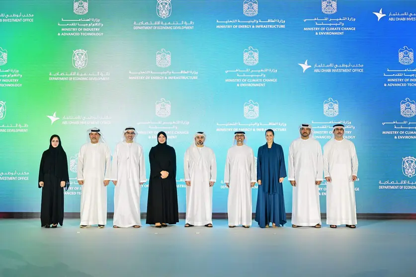 Representantes de las organizaciones firmantes del acuerdo en Abu Dhabi. (WAM)