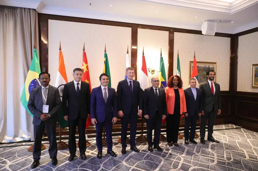 Los ministros participantes en la reunión de los Brics en Rusia. (WAM)