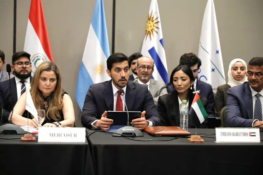 La delegación de EAU en Asunción. (X)