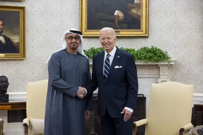 El jeque Mohamed y Biden este lunes en La Casa Blanca. (WAM)
