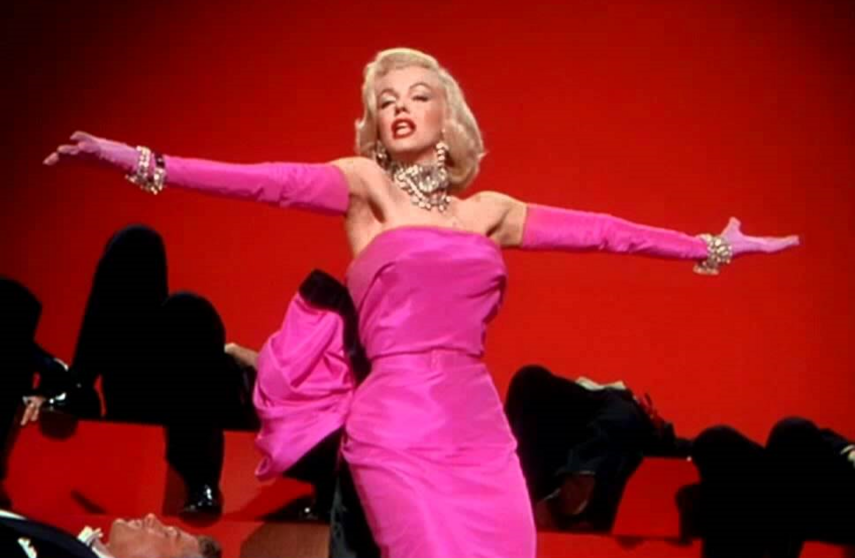 Dixon Moya desea cada día a sus seguidores en lo que sigue llamando Twitter con una foto de Marylin Monroe. (Fuente externa)