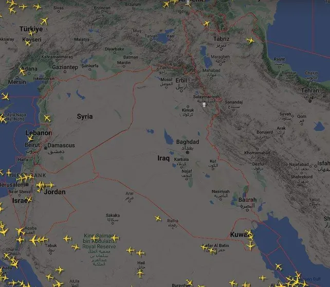 Espacio aéreo de Oriento Medio la noche de este martes. (Fligthradar24)