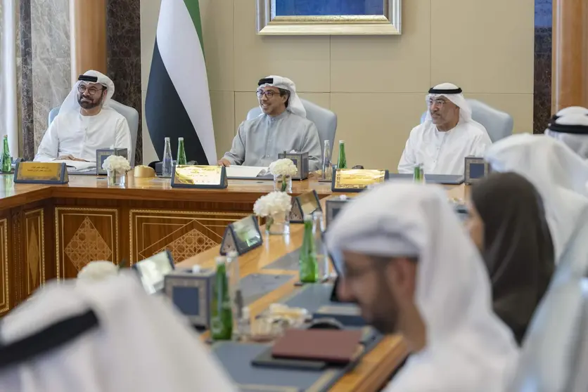 El Consejo Ministerial fue presidido por el jeque Mansour bin Zayed. (X)