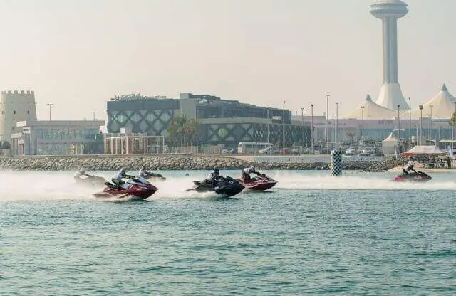 Campeonato de motos acuáticas en EAU. (WAM)