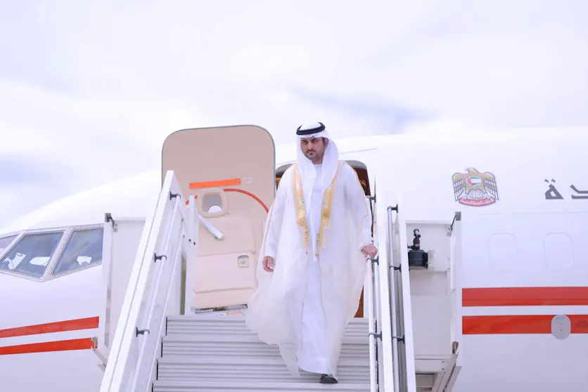El jeque Maktoum bin Mohammed bin Rashid Al Maktoum llega a Bruselas para participar en la cumbre UE-CCG. (WAM)