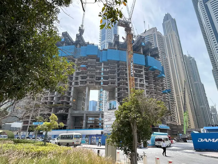 Construcción de un edificio de Damac en Dubai. (EL CORREO)