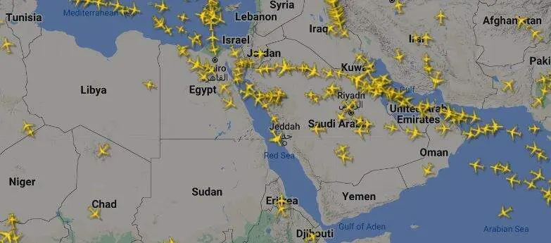 Captura de pantalla de la tarde este lunes del la web Flightradar, que muestra vuelos en tiempo real.