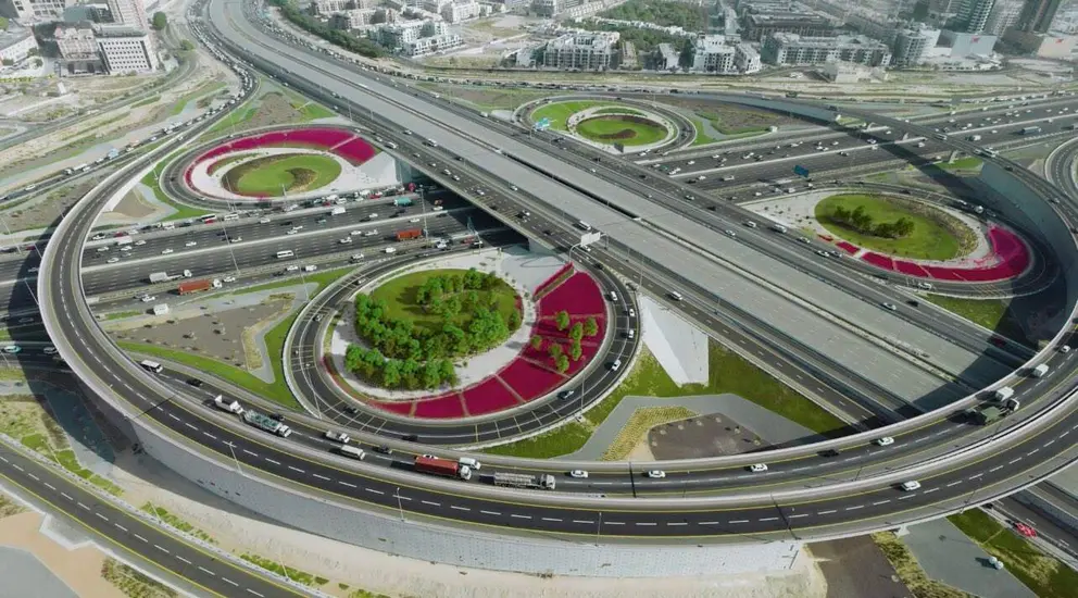 Las flores cambian el paisaje de Dubai. (Dubai Media Office)