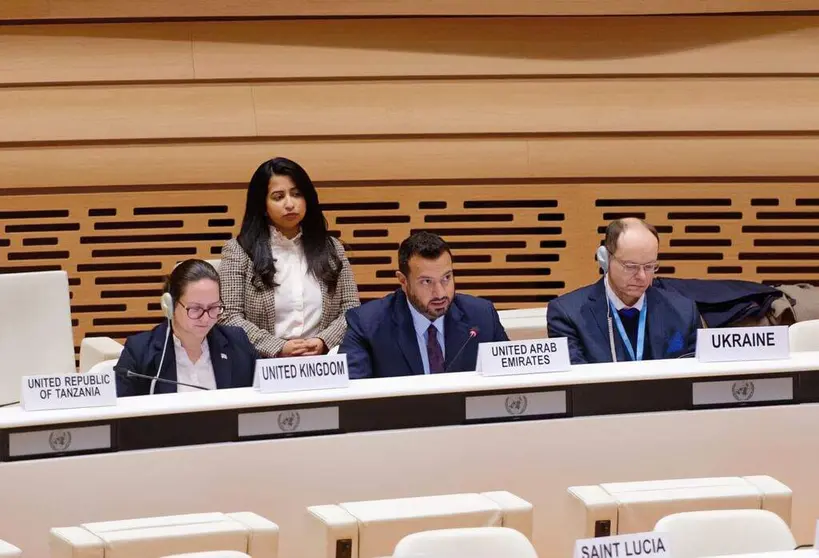 En el centro de la imagen, el representante de EAU ante Naciones Unidas. (WAM)