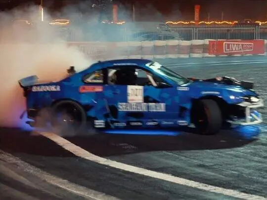 Una imagen de una edición anterior de la carrera de derrape en Liwa. (WAM)